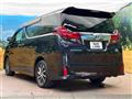 2016 Toyota Alphard Hybrid