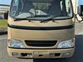 2004 Toyota Dyna Truck