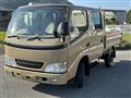 2004 Toyota Dyna Truck