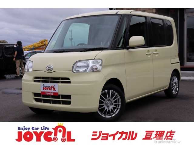 2011 Daihatsu Tanto