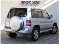 2005 Mitsubishi Pajero iO