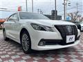 2015 Toyota Crown Hybrid