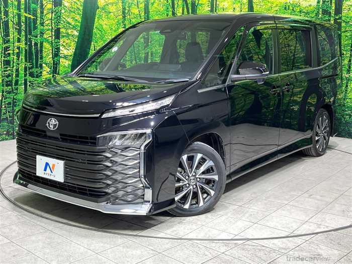 2022 Toyota Voxy