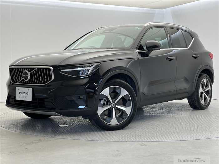 2023 Volvo XC40