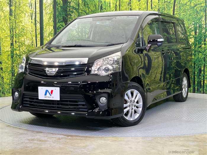 2013 Toyota Noah