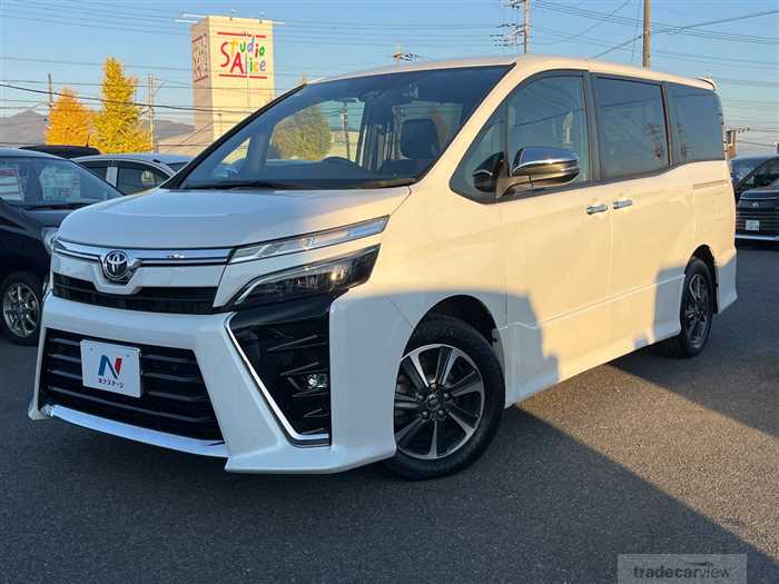 2021 Toyota Voxy