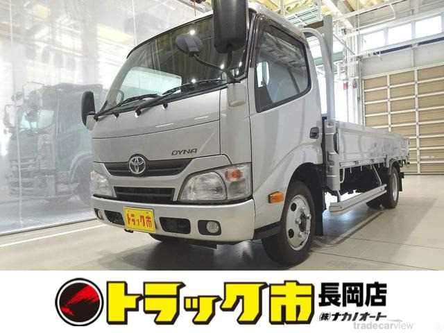 2013 Toyota Dyna Truck