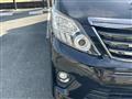 2013 Toyota Alphard G