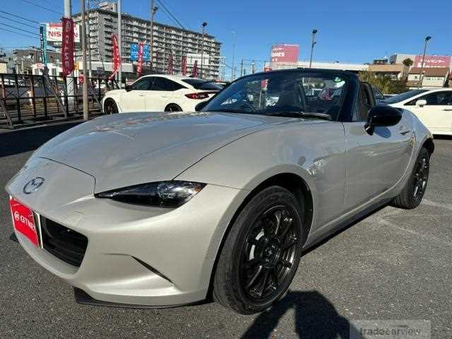 2023 Mazda Roadster