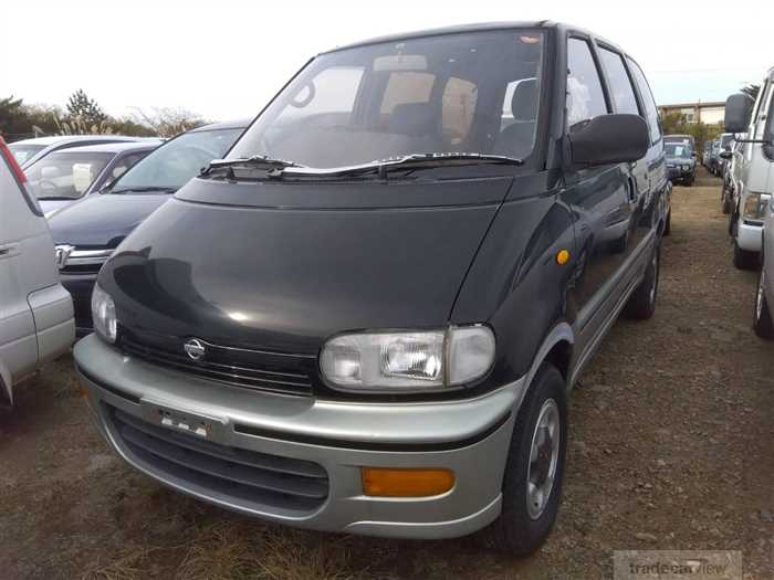 1995 Nissan Serena