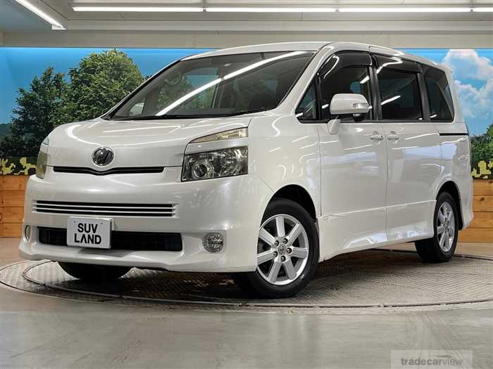 2007 Toyota Voxy