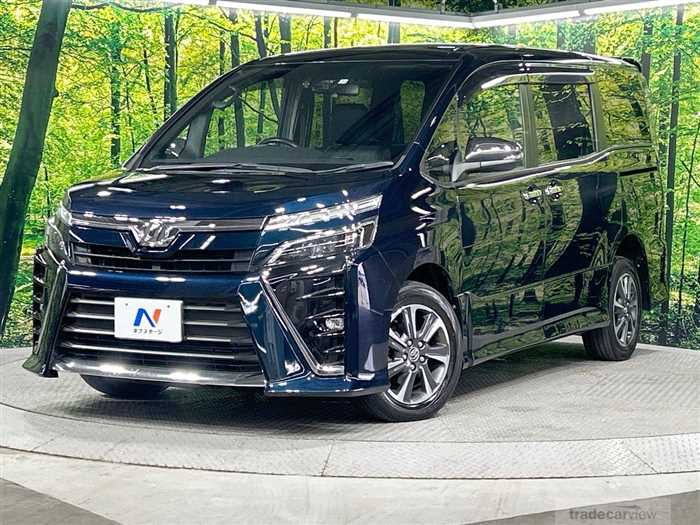 2017 Toyota Voxy