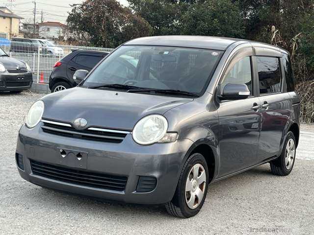 2007 Toyota Sienta