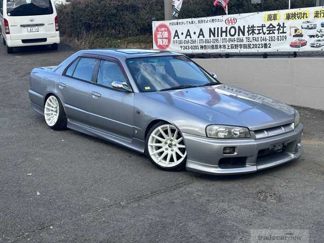 2000 Nissan Skyline