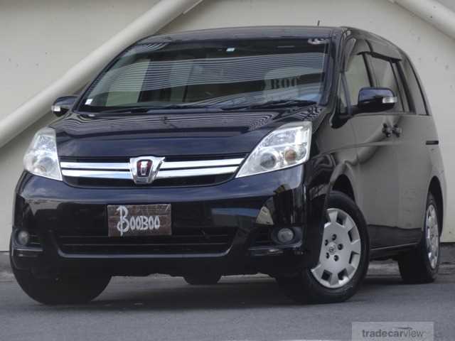 2012 Toyota Isis