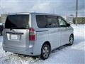 2007 Toyota Noah