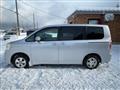 2007 Toyota Noah