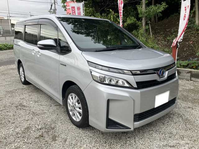 2018 Toyota Voxy