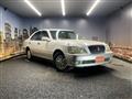 2001 Toyota Crown Majesta