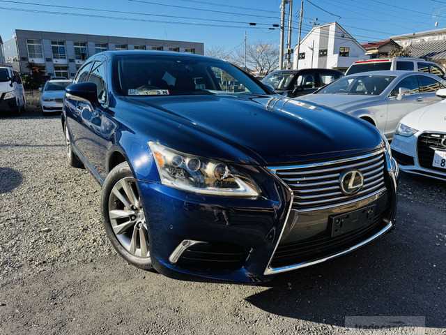 2013 Lexus LS