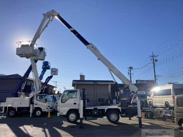 2010 Isuzu Isuzu Others