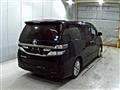 2013 Toyota Vellfire