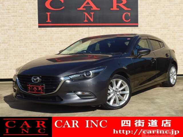 2018 Mazda Axela