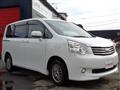 2013 Toyota Noah