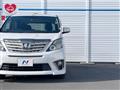 2013 Toyota Alphard