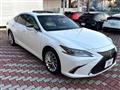 2020 Lexus ES