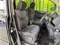 2009 Nissan Serena