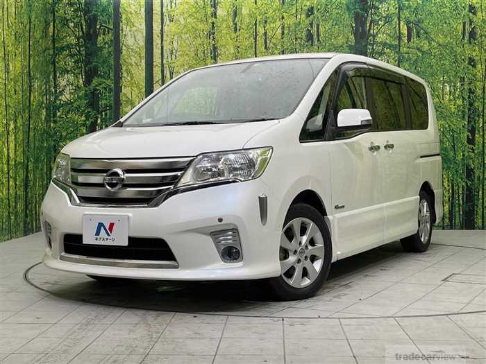 2013 Nissan Serena