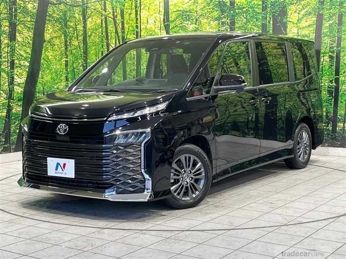 2022 Toyota Voxy