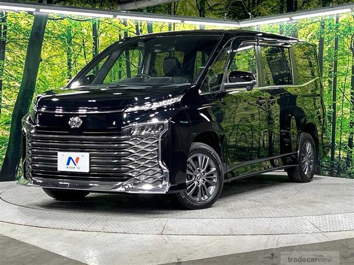 2022 Toyota Voxy