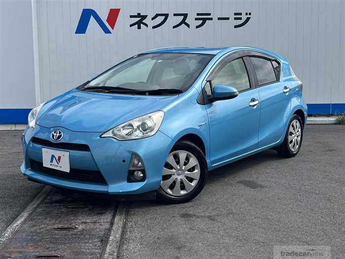 2013 Toyota AQUA