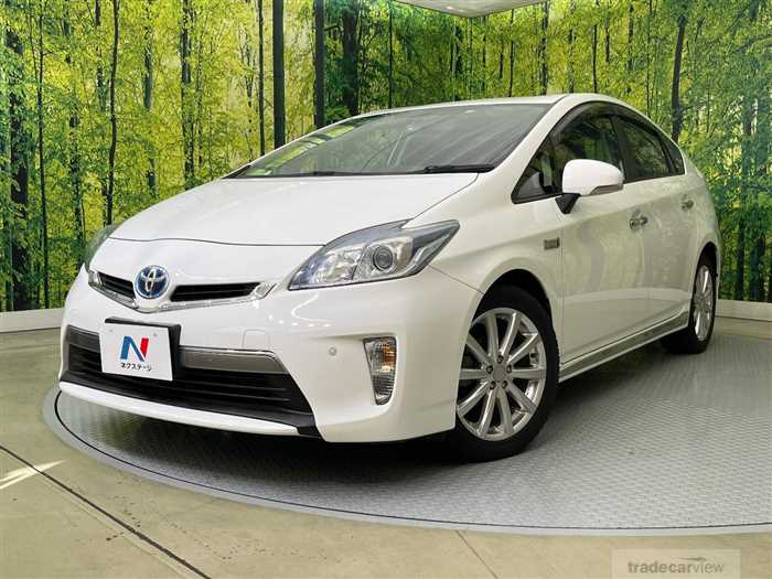 2013 Toyota Prius PHV