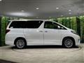 2013 Toyota Alphard