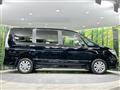 2011 Nissan Serena