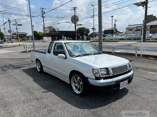 2002 Nissan Dutsun Truck