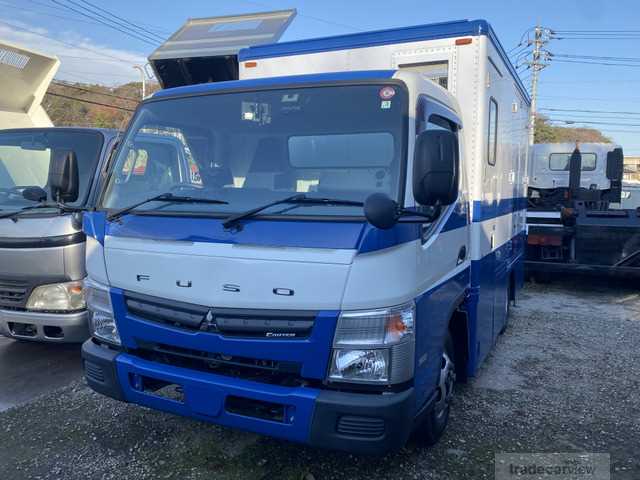 2012 Mitsubishi Canter