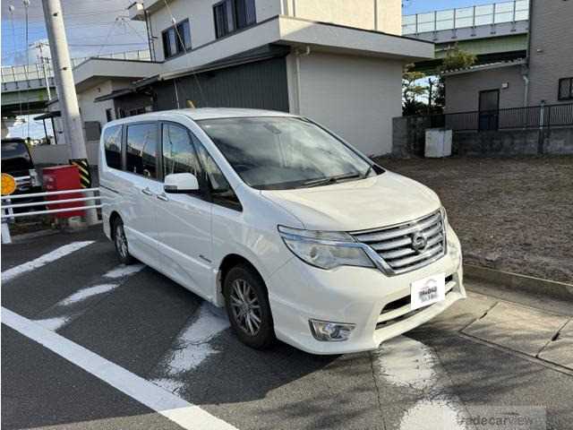 2015 Nissan Serena