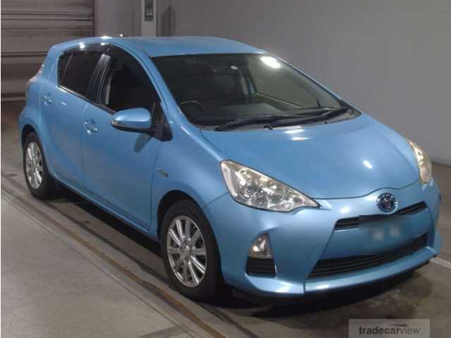 2013 Toyota AQUA