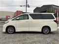 2013 Toyota Alphard G