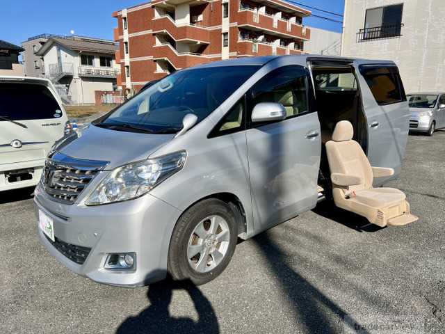 2011 Toyota Alphard G