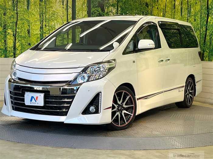 2013 Toyota Alphard