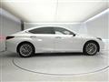 2019 Lexus ES