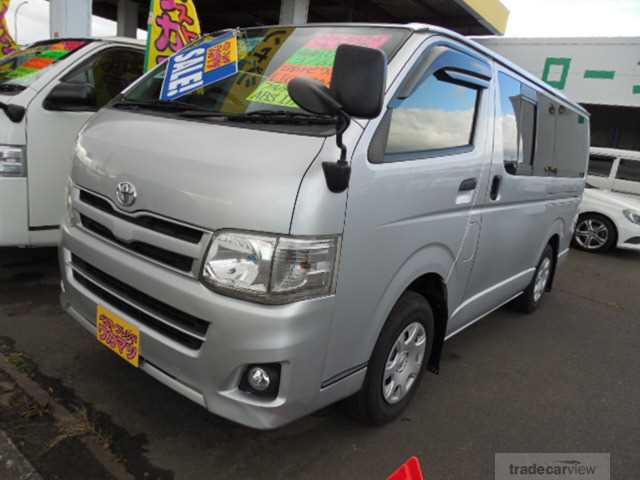 2013 Toyota Regiusace Van