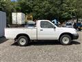 1998 Nissan Dutsun Truck