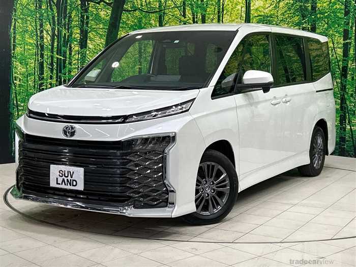 2022 Toyota Voxy