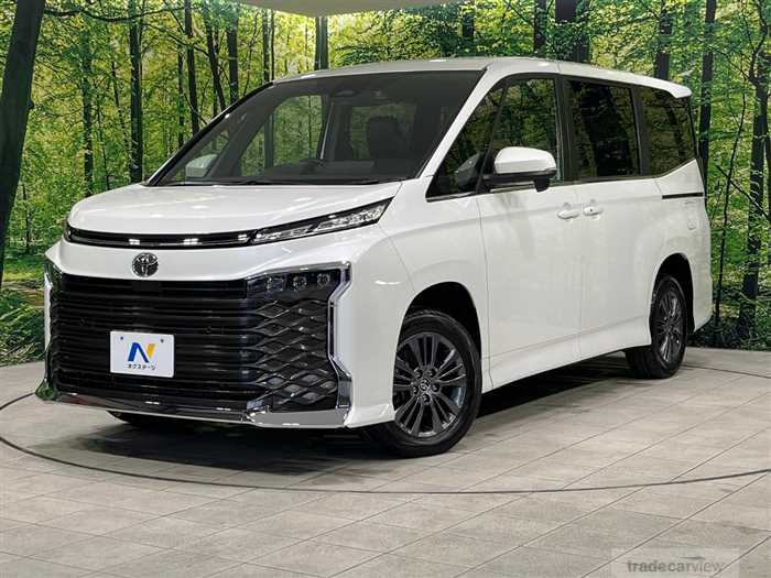 2024 Toyota Voxy